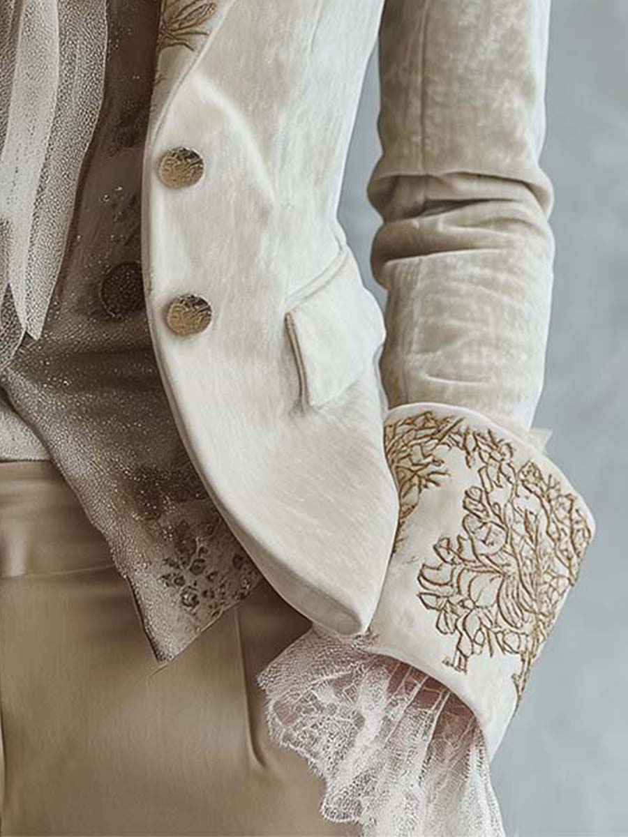 Constance | Ivoorkleurige blazer met bloemenborduursels
