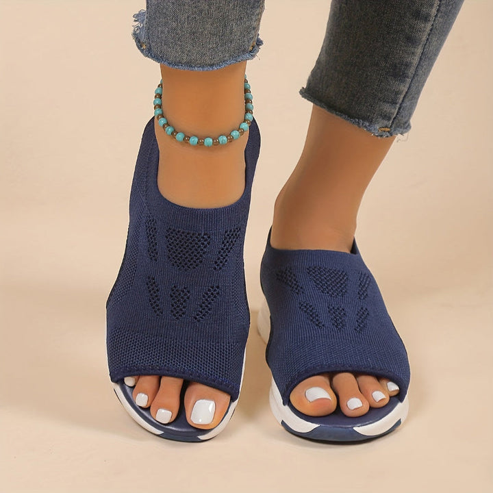 KARA - GEHAKTE SLIP-ON OPEN-TOE HAKKEN