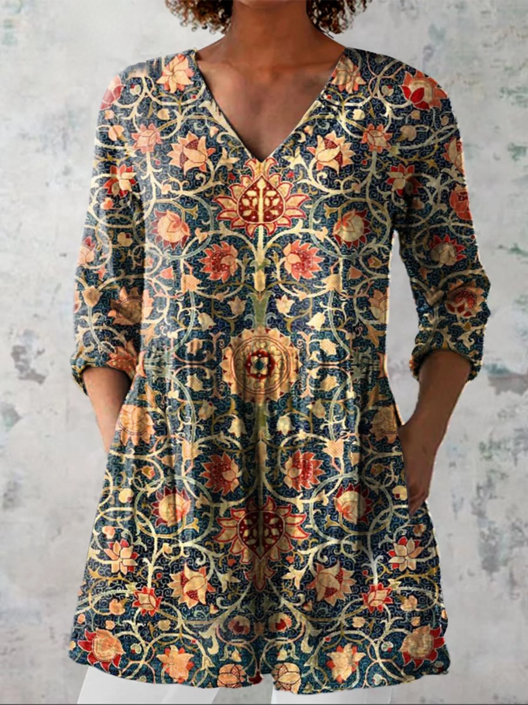 Liora | Lange Blouse met expressief patroon