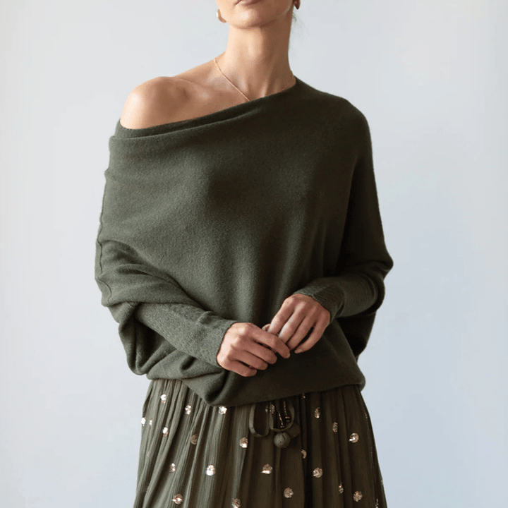 Calvina Clere | Comfy Sweater met Elegante Schouderbies