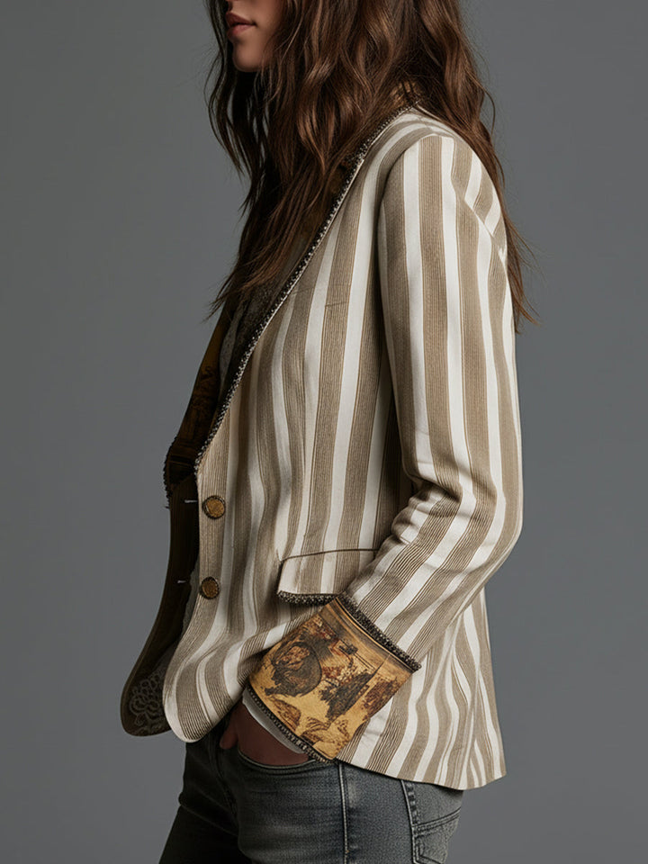 Suzanne | Gestreepte blazer met decoratieve kraag