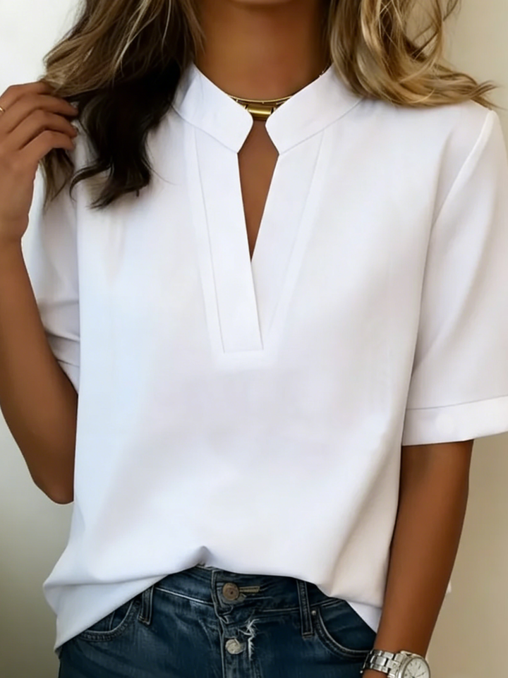 Margot | Chique Blouse met V-hals en Goudkleurig Detail