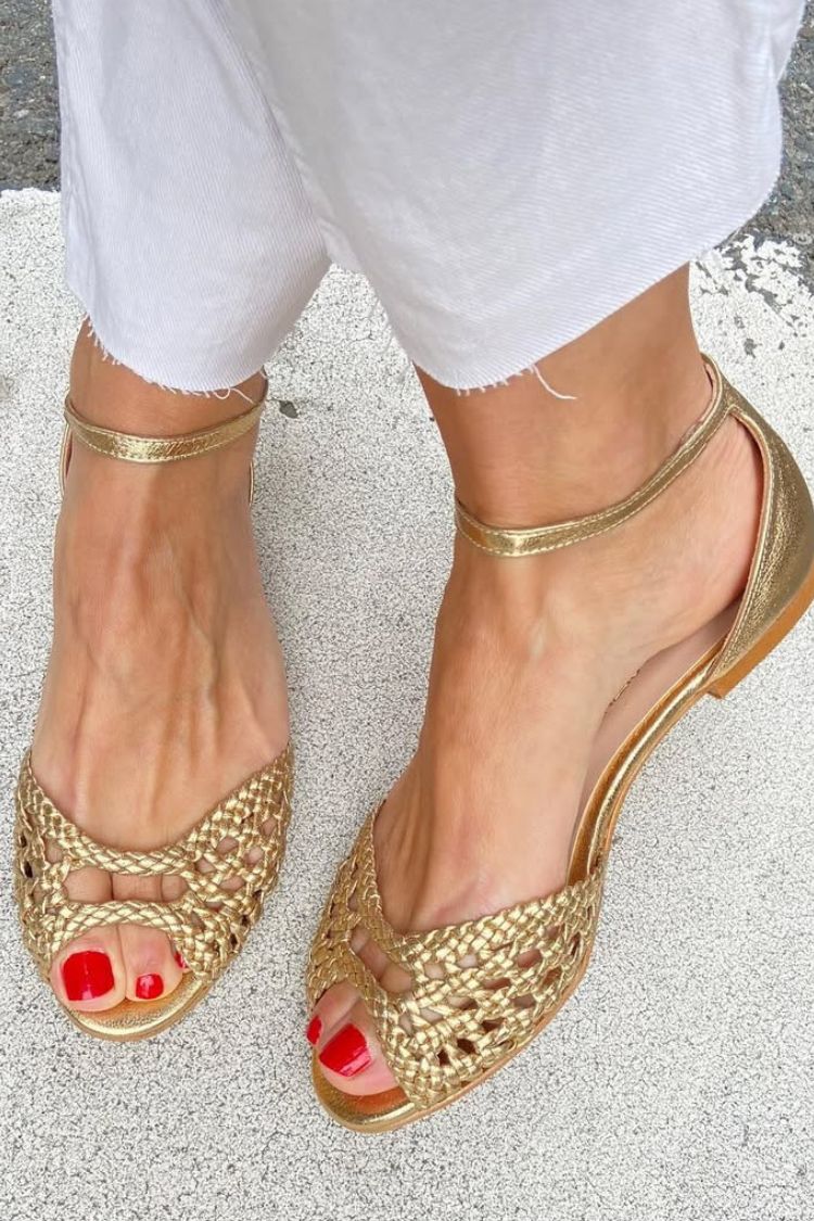 Isadora | Gevlochten Gouden Sandalen