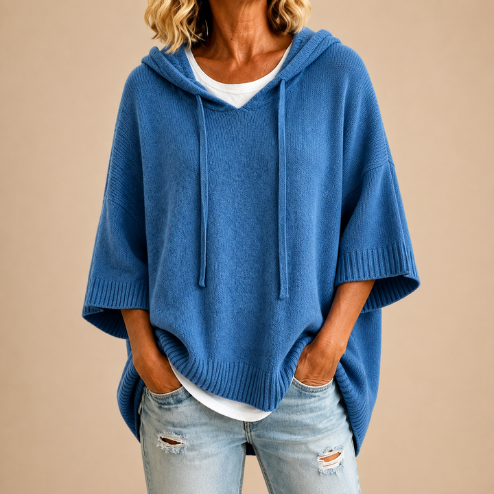 Oriana | Poncho met capuchon en driekwartmouwen