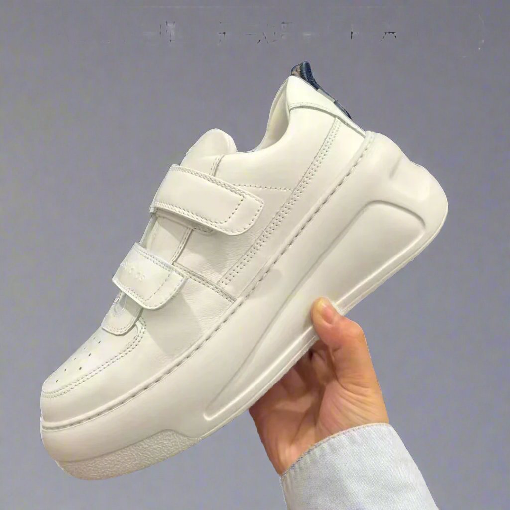 Sportieve Witte Dames Sneakers met Dikke Zool en Klittenband