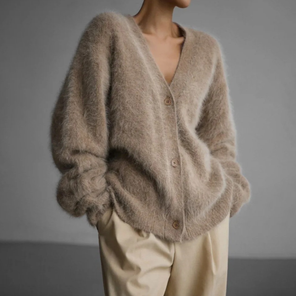 Élise | Ruimvallend vest met V-hals