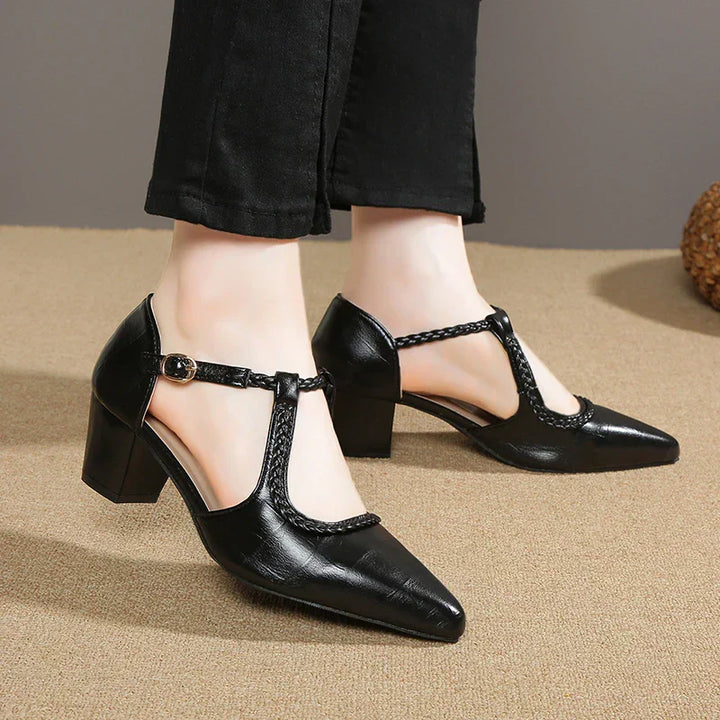 Vivienne | Klassieke T-Strap Schoenen