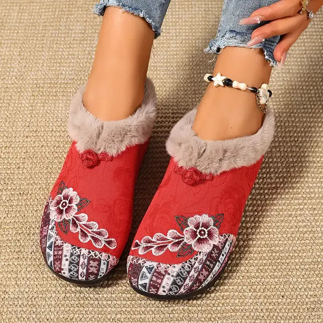 Dannelia | Comfortabele instapschoenen met bloemenborduursels