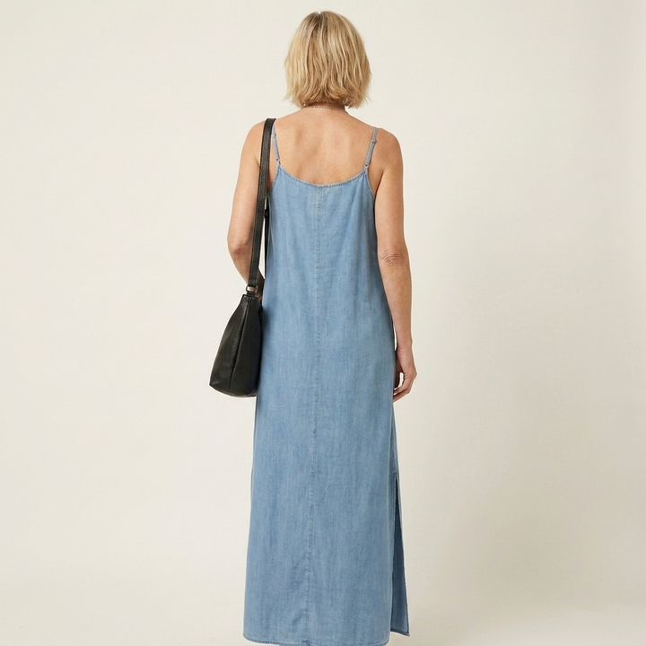 Azure | Maxi Denim Jurk met Zijsplit