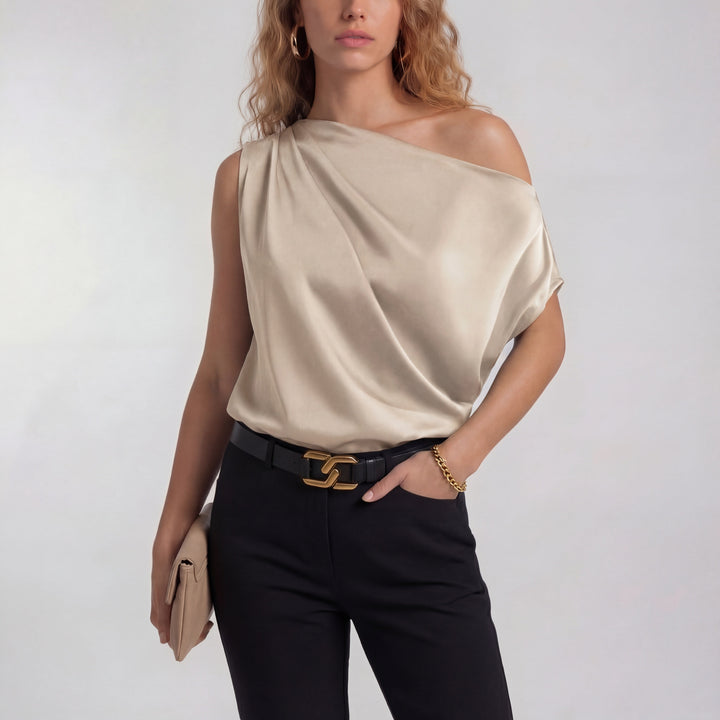 Camilla – Chic Casual Eén Schouder Blouse