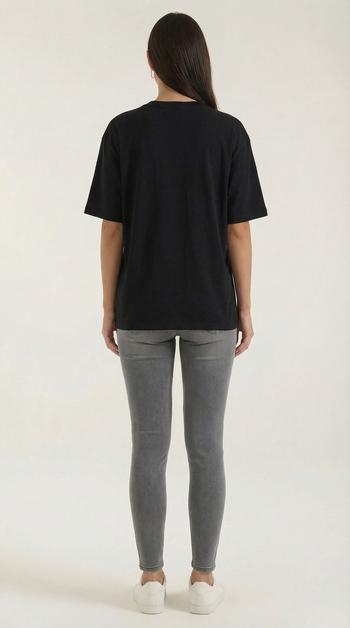 Justine Oversized Graphic T-Shirt