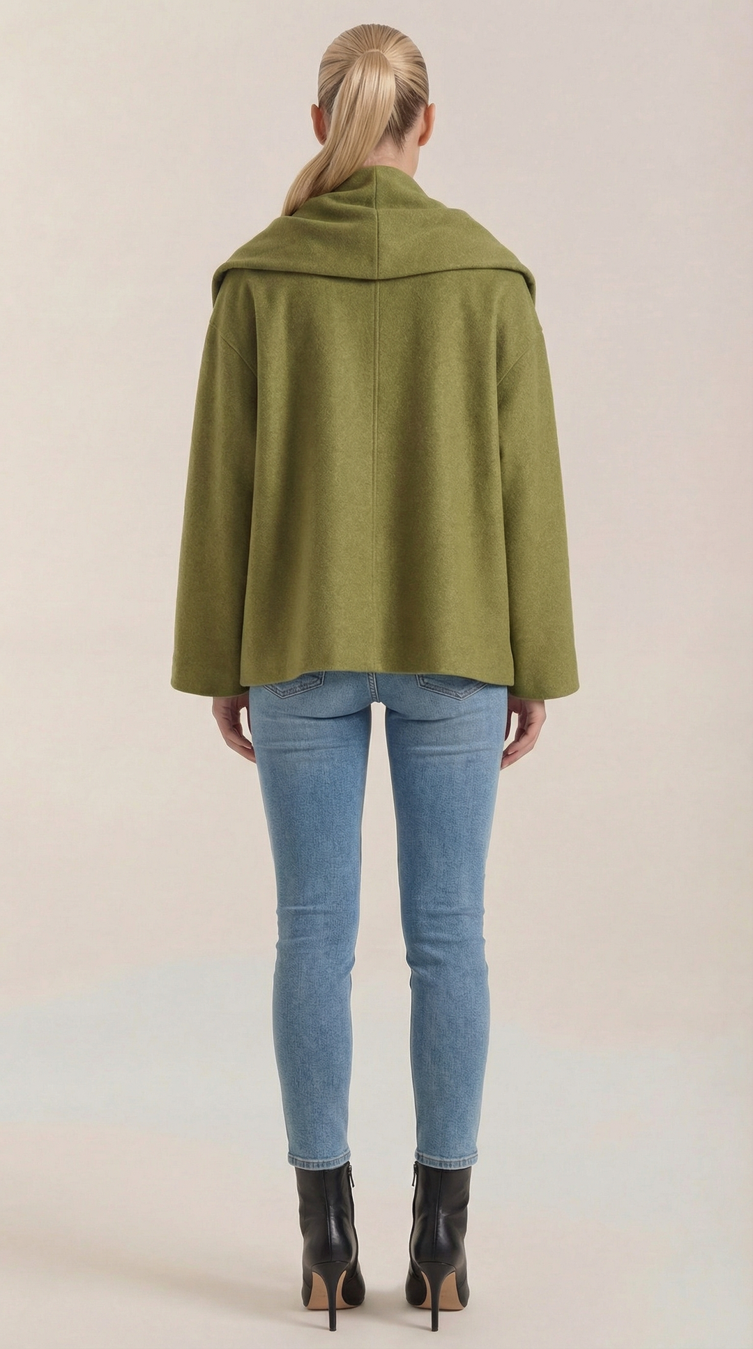 Kristina Cozy Cape-Jas