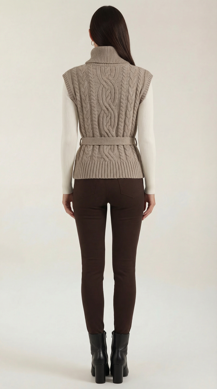 Wendy hoge hals kabelgebreide vest