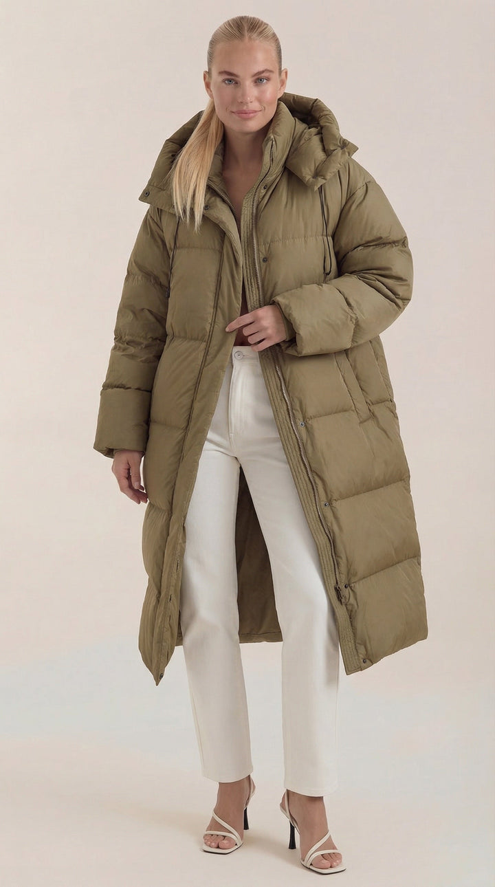 Nora Puffer Gevoerde Jas